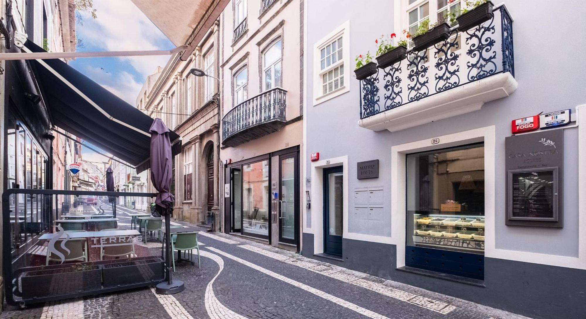 Ponta Delgada Flats - Host & Chill Apartment Exterior photo