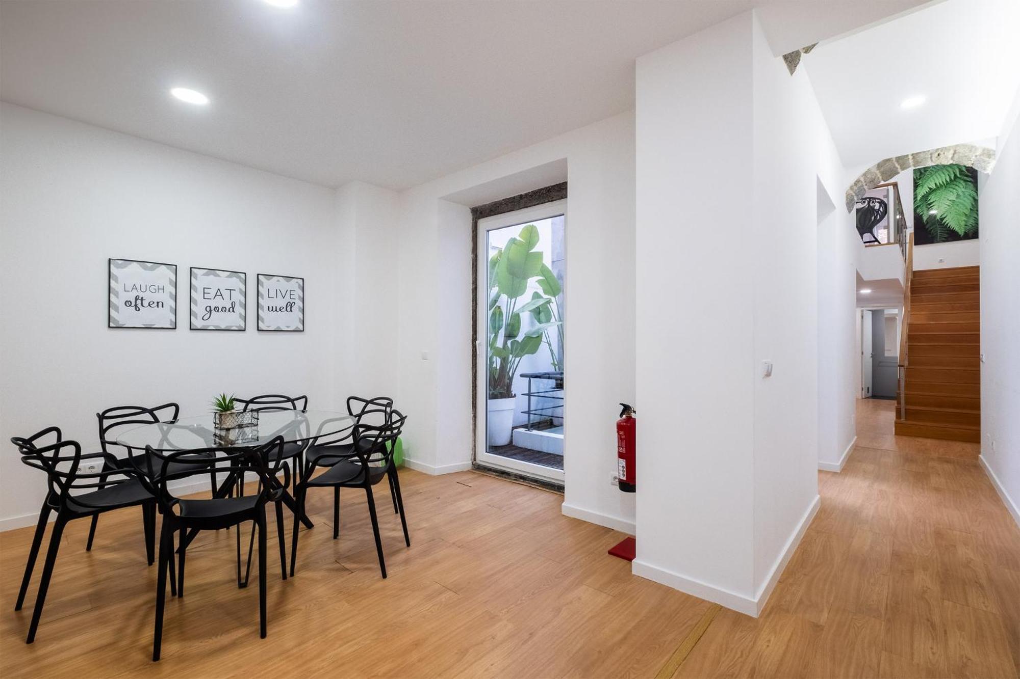 Ponta Delgada Flats - Host & Chill Apartment Exterior photo