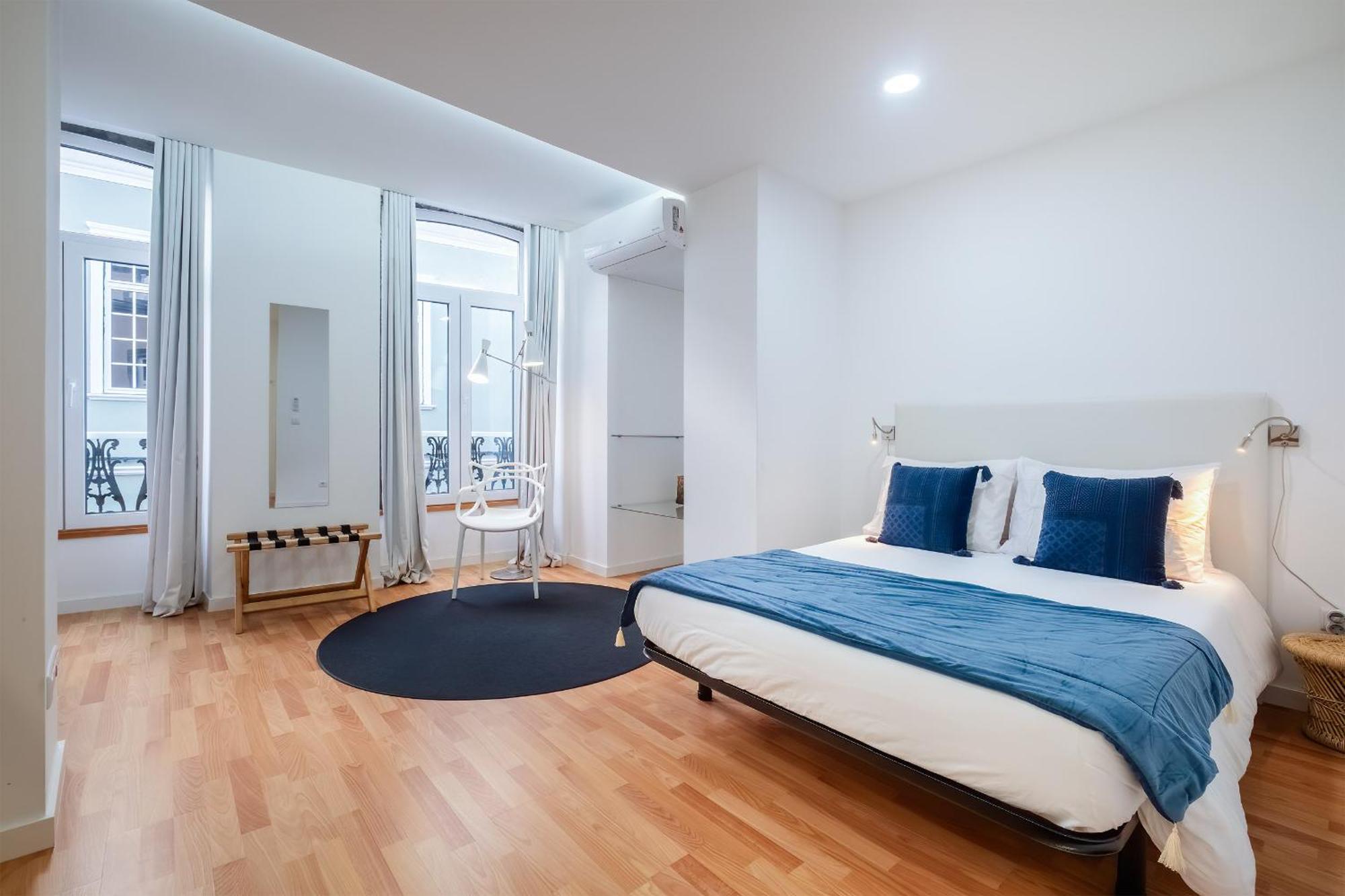 Ponta Delgada Flats - Host & Chill Apartment Exterior photo
