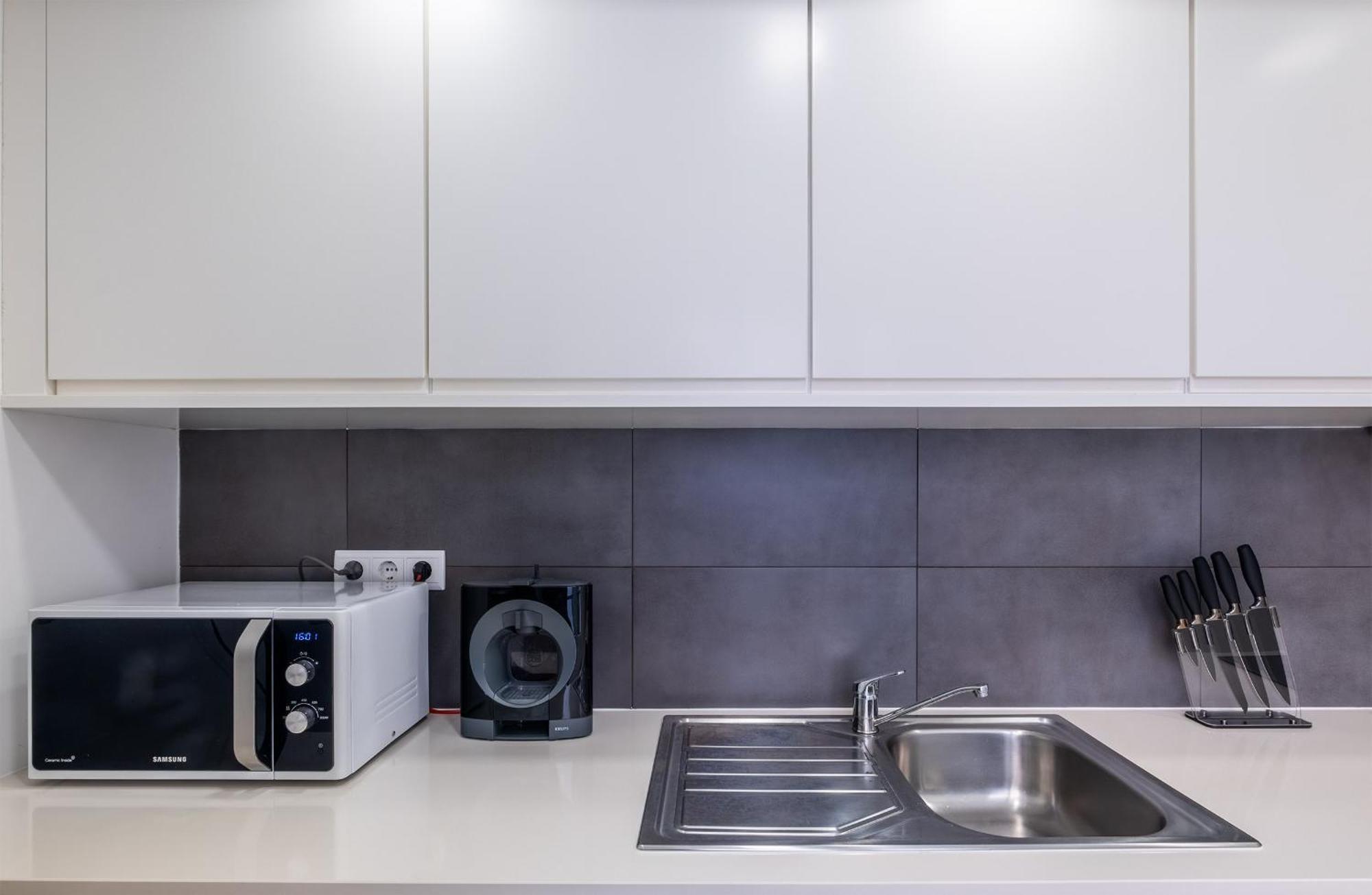 Ponta Delgada Flats - Host & Chill Apartment Exterior photo