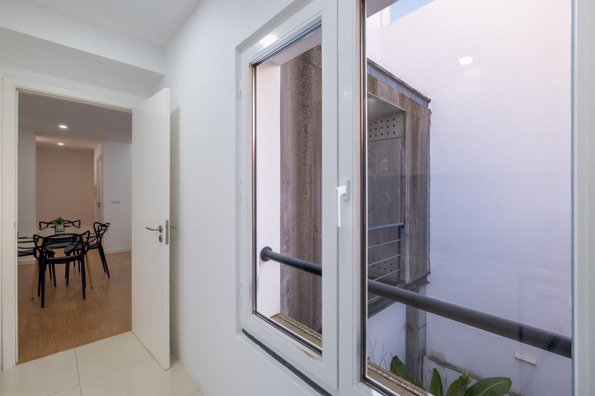 Ponta Delgada Flats - Host & Chill Apartment Exterior photo